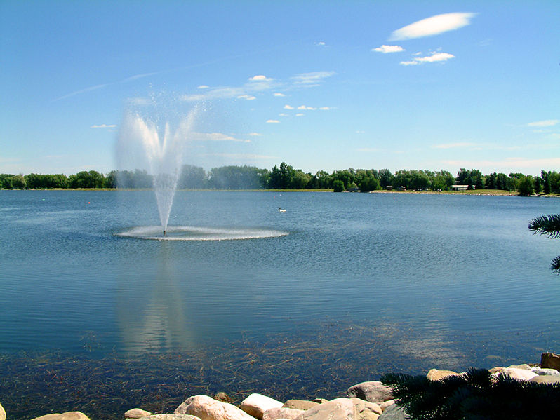 Henderson Lake